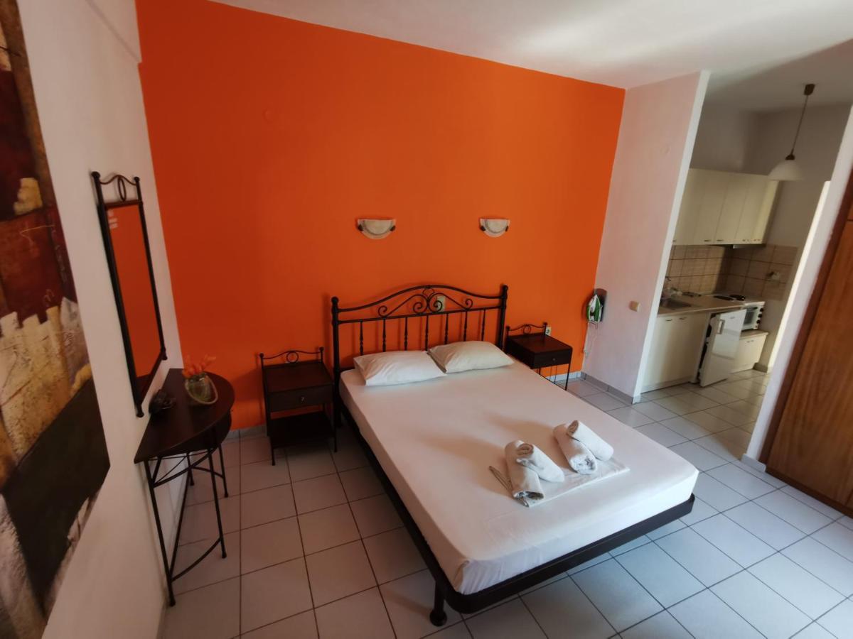 Marinos Aparts Aparthotel Sívota Exteriör bild