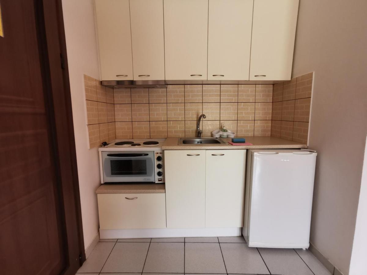 Marinos Aparts Aparthotel Sívota Exteriör bild
