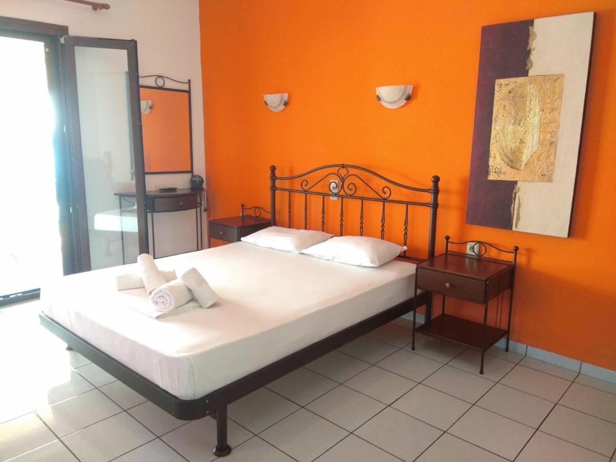 Marinos Aparts Aparthotel Sívota Exteriör bild