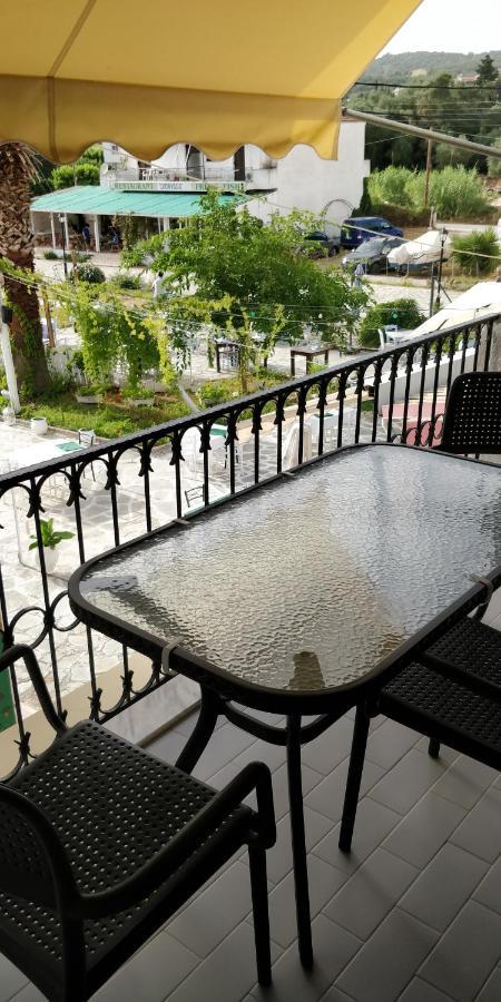 Marinos Aparts Aparthotel Sívota Exteriör bild